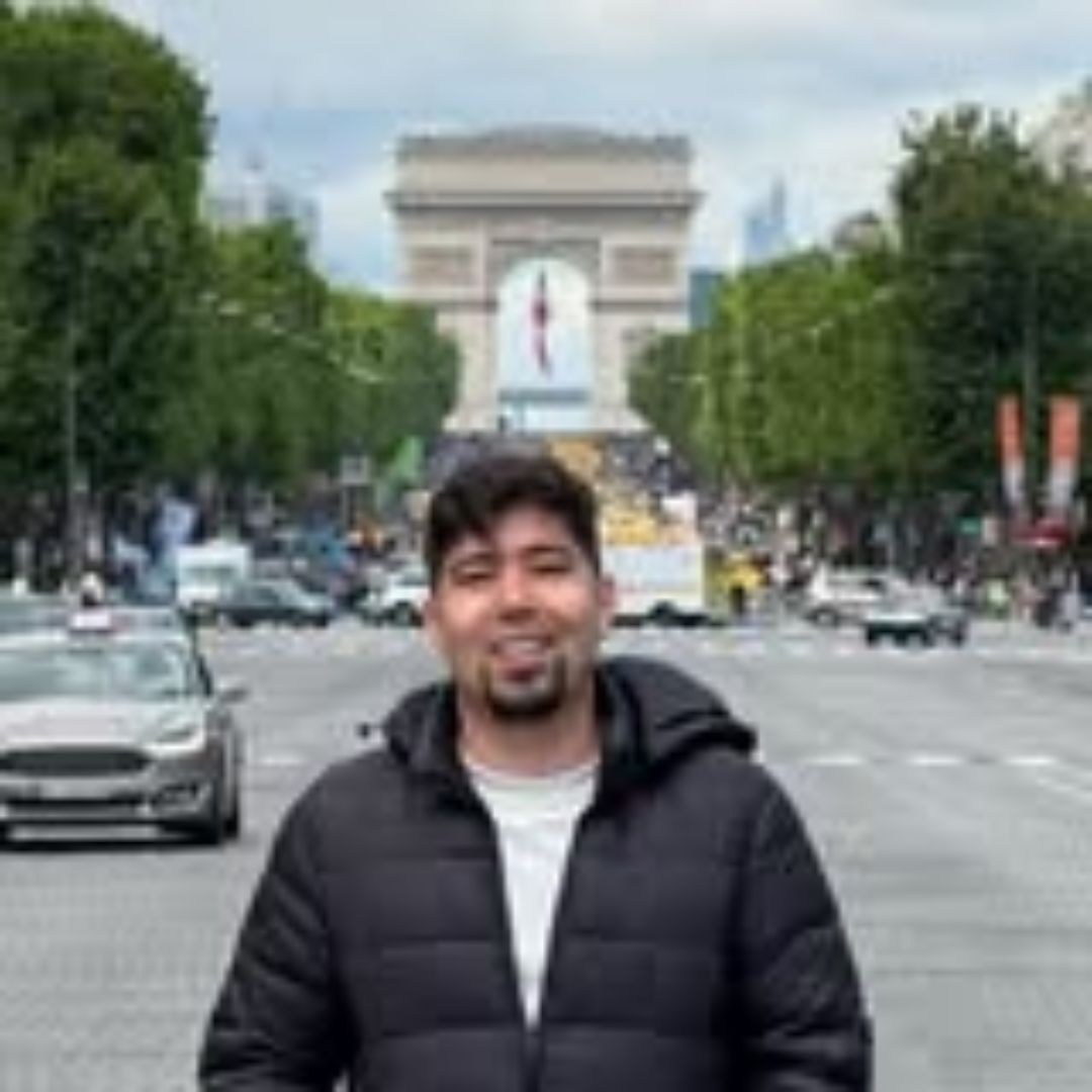 <strong>Andrés L</strong>