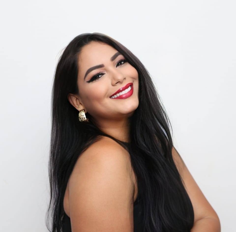 <strong>Camila R.</strong>