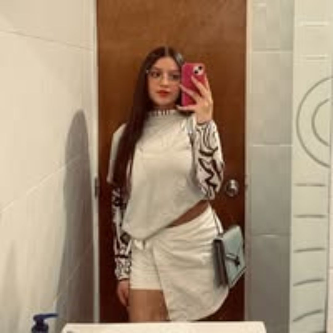 <strong>Paola Cifuentes</strong>