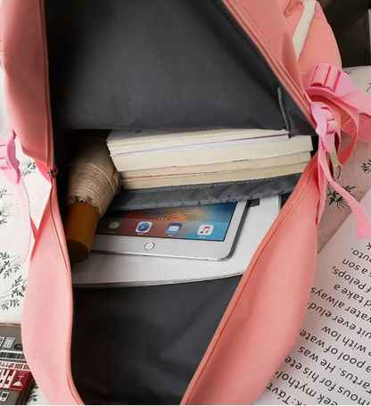 INCREIBLE MOCHILA 5 EN 1 PERSONALIZABLE